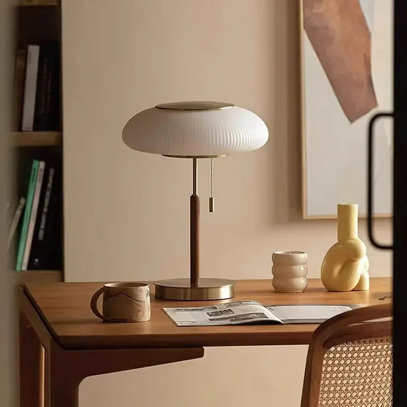 Lampe de Table LED en Verre – Design Moderne et Élégant