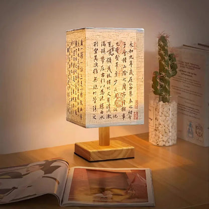 Lampe de Table Chinoise en Bois – Éclairage Doux et Élégant