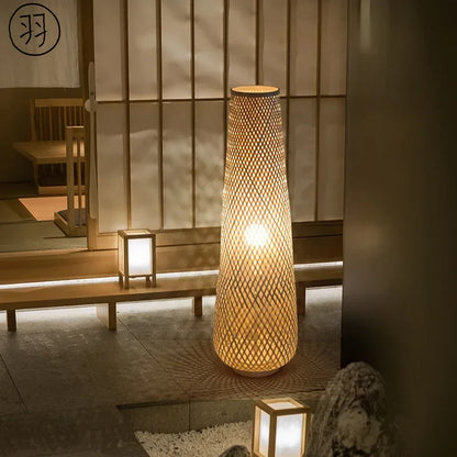 Lampadaire Japonais en Bambou – Éclairage Naturel et Élégant