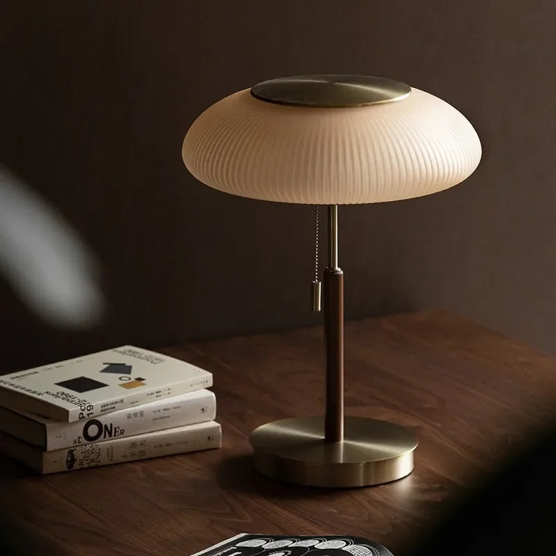 Lampe de Table LED en Verre – Design Moderne et Élégant